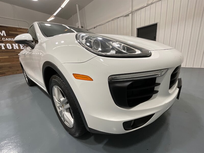 2018 Porsche Cayenne Sport Utility AWD / 3.6L V6 /SportDesign Pkg  / Leather Heated Seats / Sunroof / Navigation & Backup Camera / Bose Surround Sound - Photo 32 - Gladstone, OR 97027