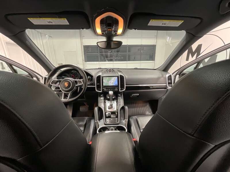 2018 Porsche Cayenne Sport Utility AWD / 3.6L V6 /SportDesign Pkg  / Leather Heated Seats / Sunroof / Navigation & Backup Camera / Bose Surround Sound - Photo 49 - Gladstone, OR 97027