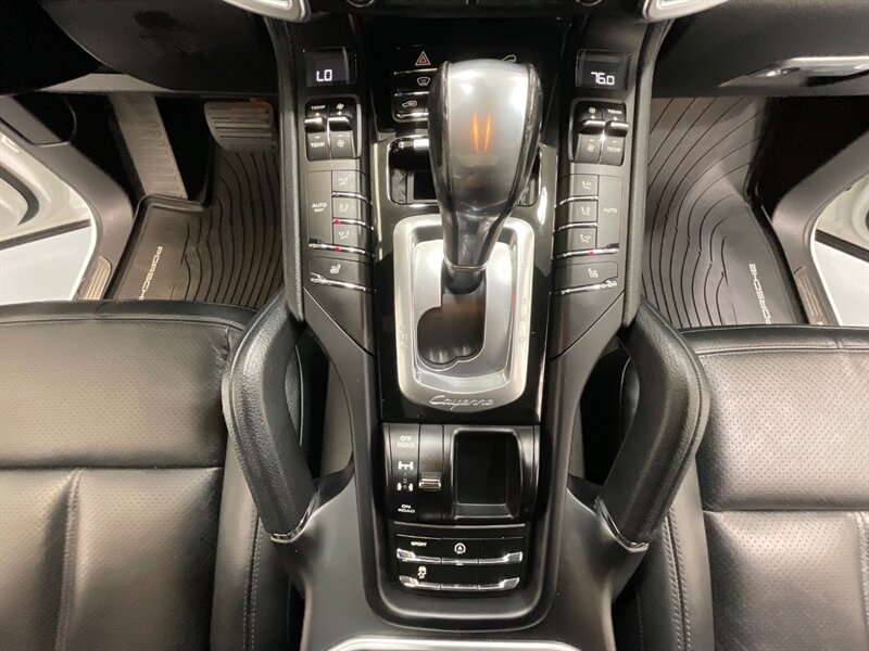 2018 Porsche Cayenne Sport Utility AWD / 3.6L V6 /SportDesign Pkg  / Leather Heated Seats / Sunroof / Navigation & Backup Camera / Bose Surround Sound - Photo 44 - Gladstone, OR 97027