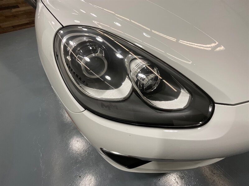 2018 Porsche Cayenne Sport Utility AWD / 3.6L V6 /SportDesign Pkg  / Leather Heated Seats / Sunroof / Navigation & Backup Camera / Bose Surround Sound - Photo 27 - Gladstone, OR 97027