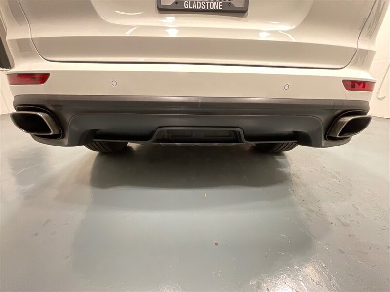 2018 Porsche Cayenne Sport Utility AWD / 3.6L V6 /SportDesign Pkg  / Leather Heated Seats / Sunroof / Navigation & Backup Camera / Bose Surround Sound - Photo 30 - Gladstone, OR 97027