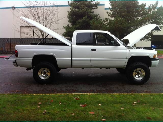 1998 Dodge Ram 1500 Laramie SLT   - Photo 32 - Portland, OR 97217