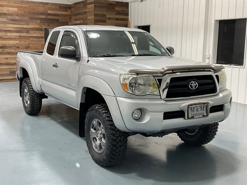 2006 Toyota Tacoma V6 Access Cab 4X4 TRD / 6-SPD/ LIFTED NEW TIRES  / REAR DIFF LOCKS - Photo 2 - Gladstone, OR 97027