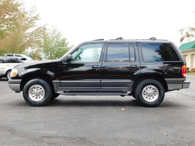 2000 Ford Explorer XLT / 4x4 / 1-Owner / LOW MILES / LOCAL / Sunroof   - Photo 3 - Portland, OR 97217