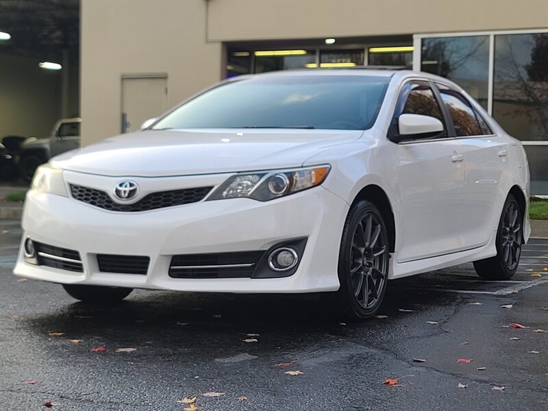 2012 Toyota Camry SE Sunroof / NAVi / CAM / KONIG Wheels / New Tires  / 4-cyl 2.4L / NAVi / Local Car / Excellent - Photo 1 - Portland, OR 97217