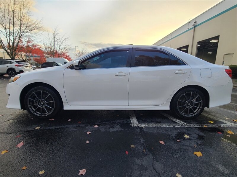 2012 Toyota Camry SE Sunroof / NAVi / CAM / KONIG Wheels / New Tires  / 4-cyl 2.4L / NAVi / Local Car / Excellent - Photo 3 - Portland, OR 97217