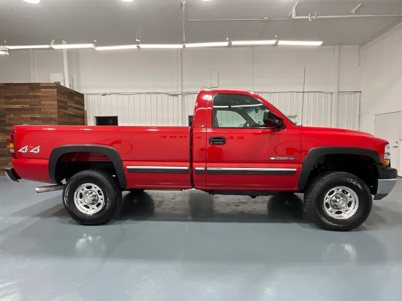 2001 Chevrolet Silverado 2500 LS Regular Cab 4X4 / 6.0L V8 / LONG BED /ZERO RUST  / WINCH / BRAND NEW TIRES / Spray in bed liner / Towing Pkg  & Trailer brake controller - Photo 4 - Gladstone, OR 97027