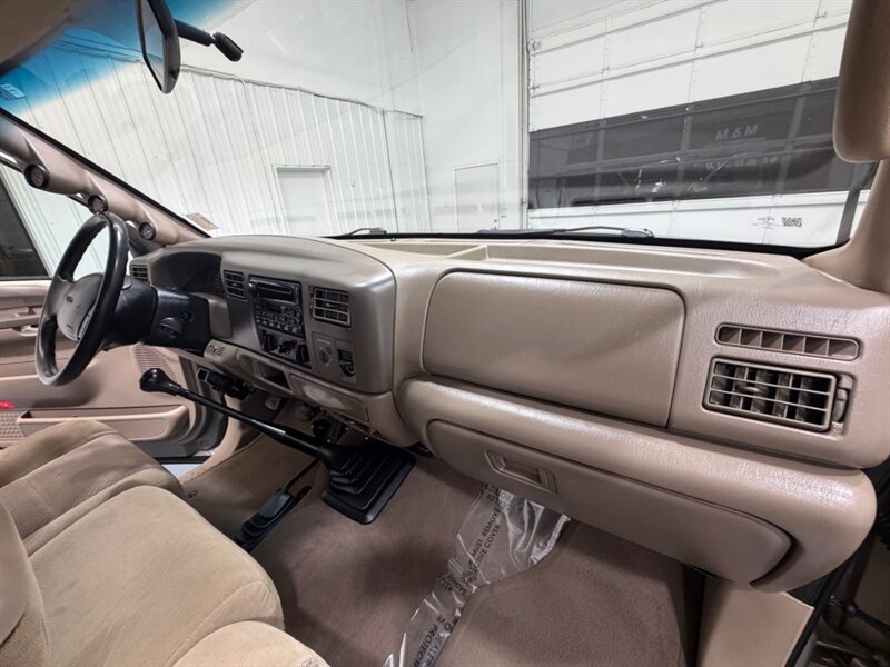 2002 Ford F-350 XLT / 4X4 / 7.3L DIESEL / 6 SPEED MANUAL / LOCAL / RUST FREE / ONLY 108K MILES - Photo 16 - Gladstone, OR 97027