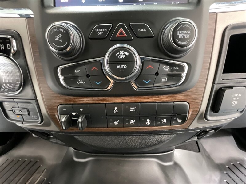 2018 RAM 1500 1500 Laramie Crew Cab 4X4 / 3.0L DIESEL / 39K MILE  /1-OWNER / FULLY LOADED - Photo 44 - Gladstone, OR 97027