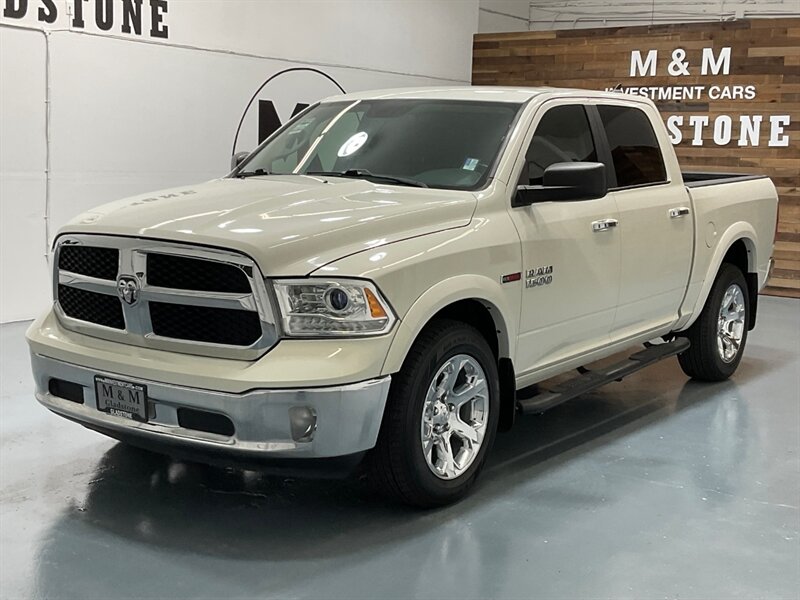 2018 RAM 1500 1500 Laramie Crew Cab 4X4 / 3.0L DIESEL / 39K MILE  /1-OWNER / FULLY LOADED - Photo 1 - Gladstone, OR 97027