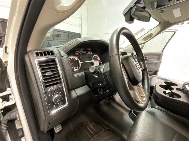 2018 RAM 1500 1500 Laramie Crew Cab 4X4 / 3.0L DIESEL / 39K MILE  /1-OWNER / FULLY LOADED - Photo 14 - Gladstone, OR 97027