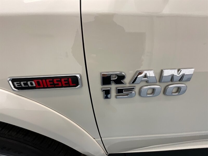 2018 RAM 1500 1500 Laramie Crew Cab 4X4 / 3.0L DIESEL / 39K MILE  /1-OWNER / FULLY LOADED - Photo 11 - Gladstone, OR 97027