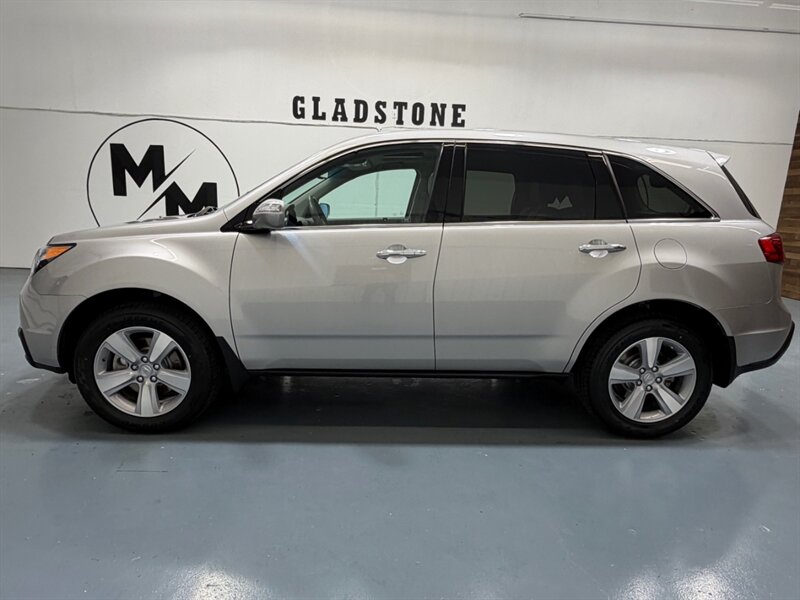 2010 Acura MDX SH-AWD w/Tech Navi & Camera /3rd Row / 50k MILES /BRAND NEW TIRES - Photo 3 - Gladstone, OR 97027