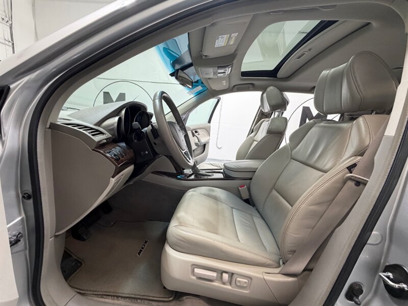 2010 Acura MDX SH-AWD w/Tech Navi & Camera /3rd Row / 50k MILES /BRAND NEW TIRES - Photo 9 - Gladstone, OR 97027