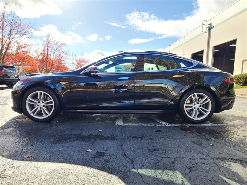 2015 Tesla Model S 85 / FREE UNLIMITED SUPERCHARGING / AUTOPILOT  / SUBZERO WEATHER PACKAGE  / PREMIUM PACKAGE / 55K MILES ONLY!!! - Photo 3 - Portland, OR 97217