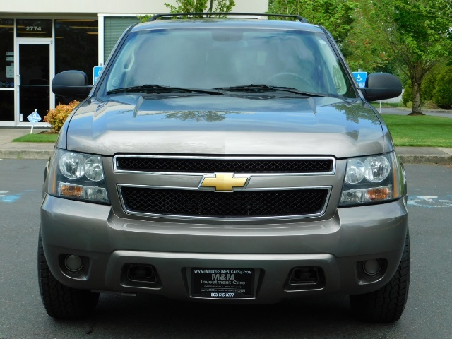 2012 Chevrolet Suburban 2500 LS/ 4X4 / 3/4 Ton / Leather / Excel Cond ...