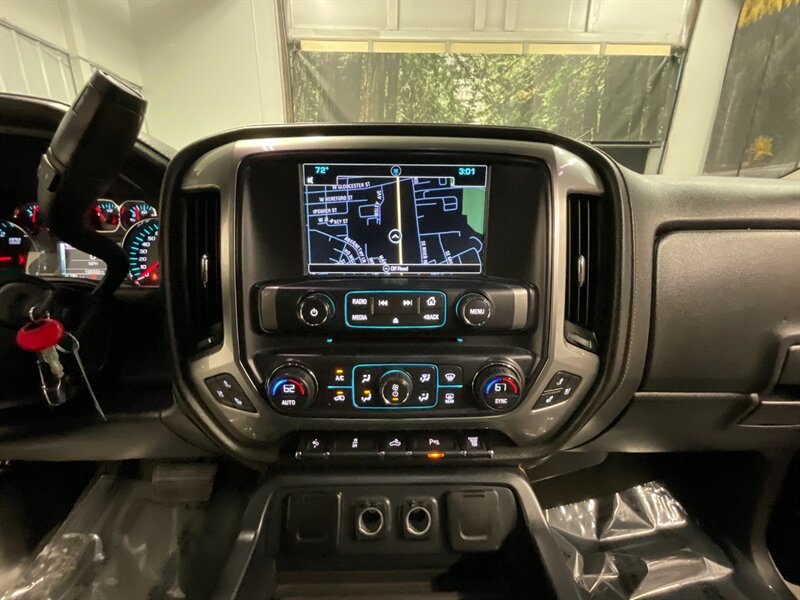 2016 Chevrolet Silverado 3500 LTZ 4X4 / 6.6L DIESEL / DUALLY / LOADED   - Photo 17 - Gladstone, OR 97027