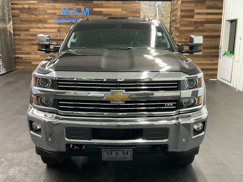 2016 Chevrolet Silverado 3500 LTZ 4X4 / 6.6L DIESEL / DUALLY / LOADED   - Photo 5 - Gladstone, OR 97027