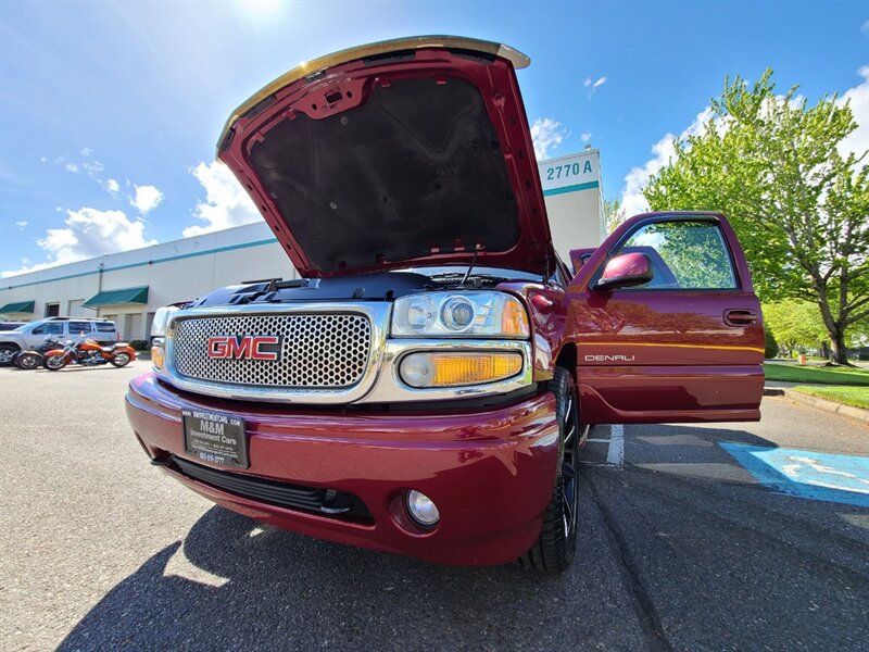 2004 GMC Yukon Denali AWD V8 / 22 " DUB's / New Tires / Low Miles  / Heated Leather / Sun Roof / Local / Excellent Condition - Photo 25 - Portland, OR 97217