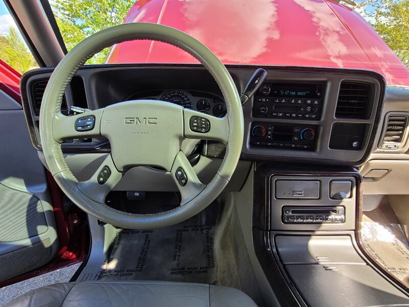 2004 GMC Yukon Denali AWD V8 / 22 " DUB's / New Tires / Low Miles  / Heated Leather / Sun Roof / Local / Excellent Condition - Photo 36 - Portland, OR 97217