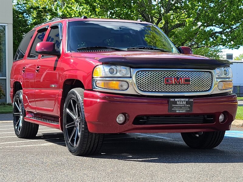 2004 GMC Yukon Denali AWD V8 / 22 " DUB's / New Tires / Low Miles  / Heated Leather / Sun Roof / Local / Excellent Condition - Photo 2 - Portland, OR 97217