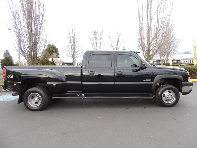 2006 Chevrolet Silverado 3500 LT / 4X4 / 6.6L DURAMAX / Dually / ALLISON / 1-TON   - Photo 4 - Portland, OR 97217