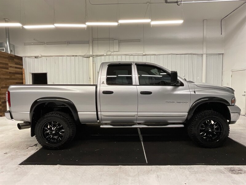 2003 Dodge Ram 2500 Laramie 4X4 / 5.9L DIESEL / 6-SPEED / LIFTED  / 1-OWNER / Leather & Heated Seats / Backup Camera / Rear Airbags / LIFTED w. 35 " WRANGLER TIRES & 20 " FUEL WHEELS - Photo 4 - Gladstone, OR 97027