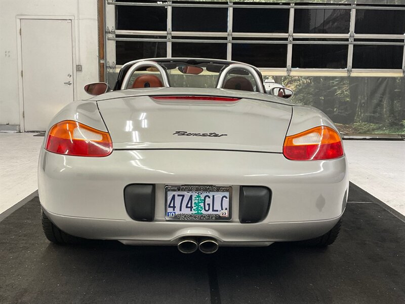 1998 Porsche Boxster 2dr Convertible / 2.5L V6 / 5-SPEED / 104,000 MILE  /LOCAL CAR / NEW CONVERTIBLE TOP / VERY WELL KEPT & SUPER CLEAN !! - Photo 38 - Gladstone, OR 97027