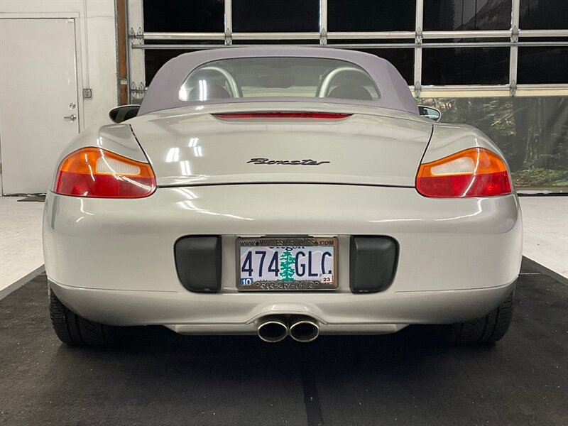 1998 Porsche Boxster 2dr Convertible / 2.5L V6 / 5-SPEED / 104,000 MILE  /LOCAL CAR / NEW CONVERTIBLE TOP / VERY WELL KEPT & SUPER CLEAN !! - Photo 6 - Gladstone, OR 97027