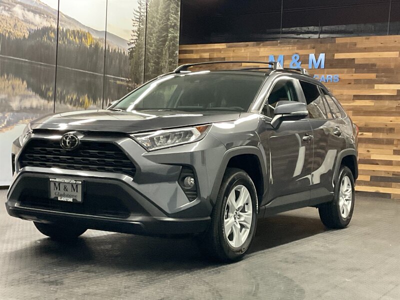 2021 Toyota RAV4 XLE Sport Utility AWD / 1-OWNER/ 15,000 MILES