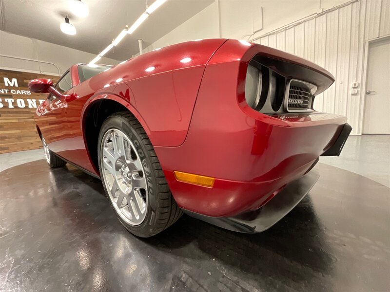 2010 Dodge Challenger SE Coupe 2Dr / 3.5L V6 HO / Excel Cond   - Photo 28 - Gladstone, OR 97027