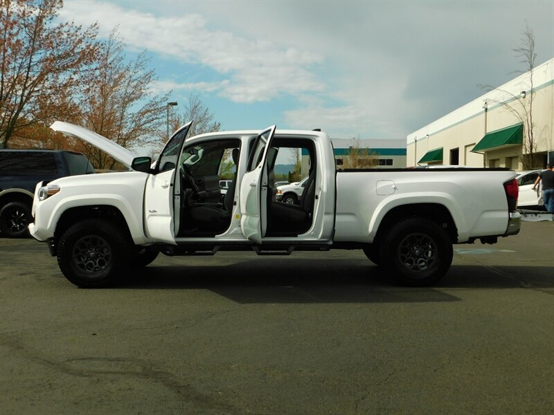 2018 Toyota Tacoma SR5 V6 4X4 / LONG BED /LIFTED / LOW MILES   - Photo 26 - Portland, OR 97217