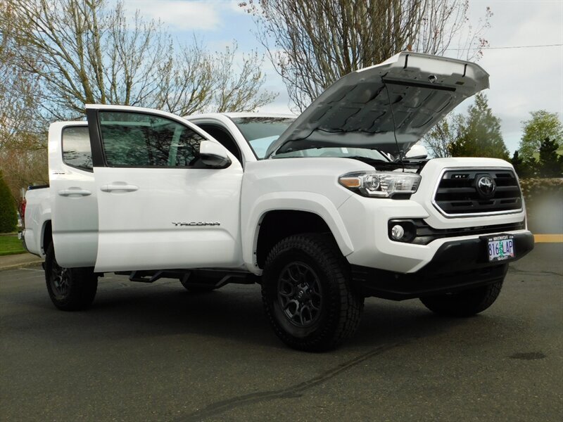 2018 Toyota Tacoma SR5 V6 4X4 / LONG BED /LIFTED / LOW MILES   - Photo 31 - Portland, OR 97217