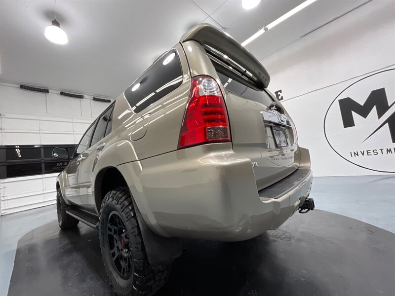 2007 Toyota 4Runner SR5 4X4 / 4.0L V6 / TRD WHEELS / Sunroof  / LOCAL NO RUST - Photo 52 - Gladstone, OR 97027