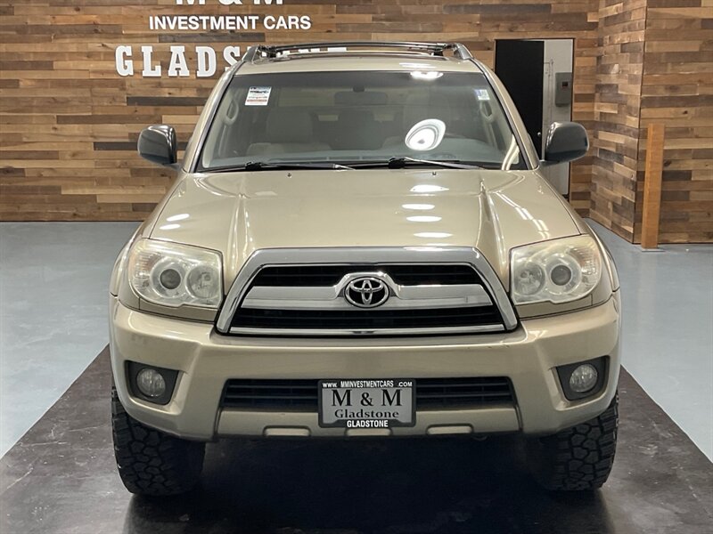 2007 Toyota 4Runner SR5 4X4 / 4.0L V6 / TRD WHEELS / Sunroof  / LOCAL NO RUST - Photo 6 - Gladstone, OR 97027