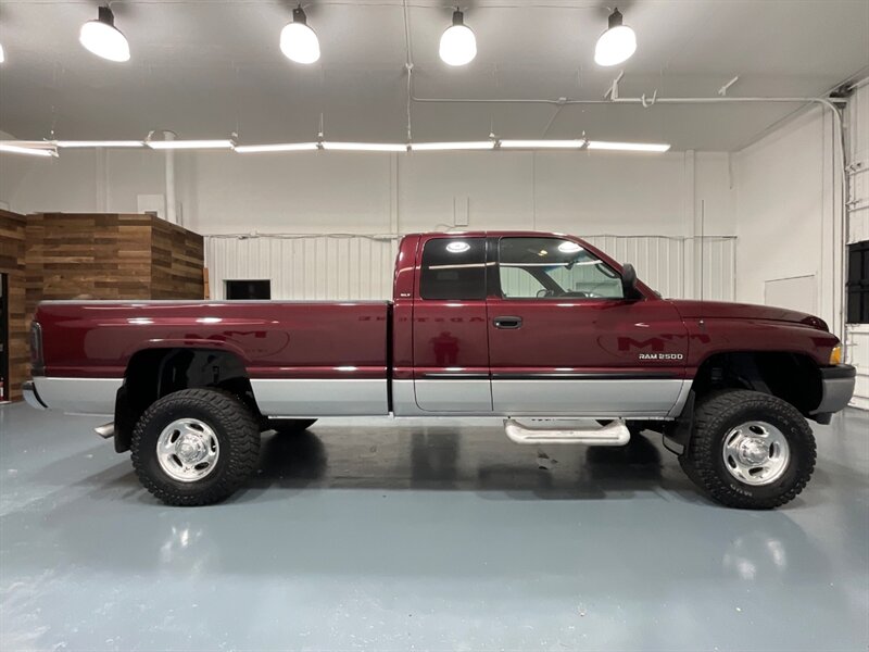 2001 Dodge Ram 2500 SLT 4X4 / 5.9L DIESEL / ZERO RUST / 118K MILES  / LOCAL OREGON TRUCK - Photo 4 - Gladstone, OR 97027