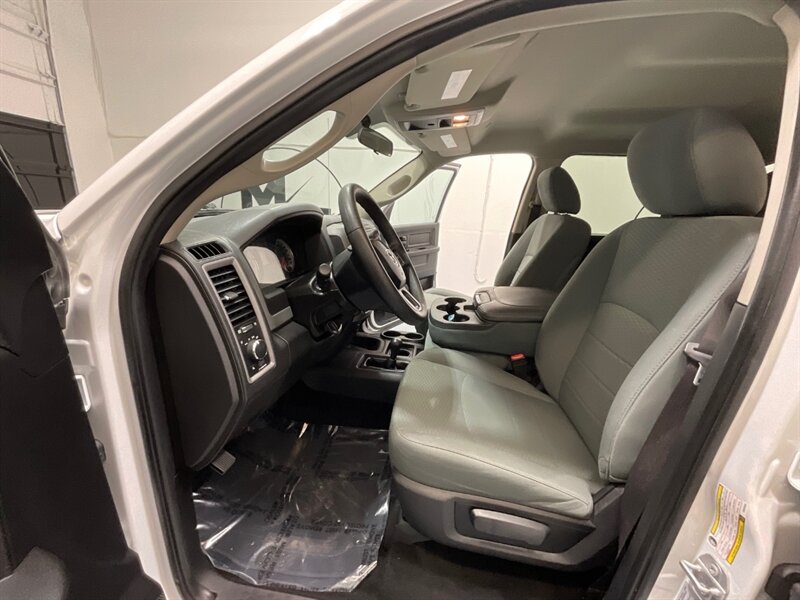 2017 RAM 2500 Tradesman Crew Cab 4X4 / 6.7L DIESEL / 1-OWNER  / LOCAL TRUCK / ZERO RUST / Backup Camera / BRAND NEW TIRES - Photo 12 - Gladstone, OR 97027