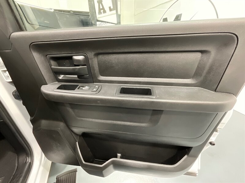 2017 RAM 2500 Tradesman Crew Cab 4X4 / 6.7L DIESEL / 1-OWNER  / LOCAL TRUCK / ZERO RUST / Backup Camera / BRAND NEW TIRES - Photo 34 - Gladstone, OR 97027