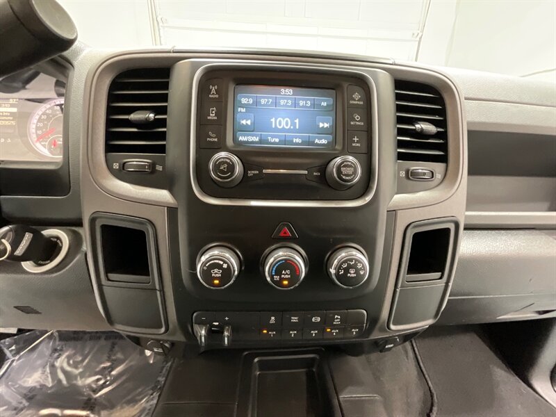 2017 RAM 2500 Tradesman Crew Cab 4X4 / 6.7L DIESEL / 1-OWNER  / LOCAL TRUCK / ZERO RUST / Backup Camera / BRAND NEW TIRES - Photo 17 - Gladstone, OR 97027