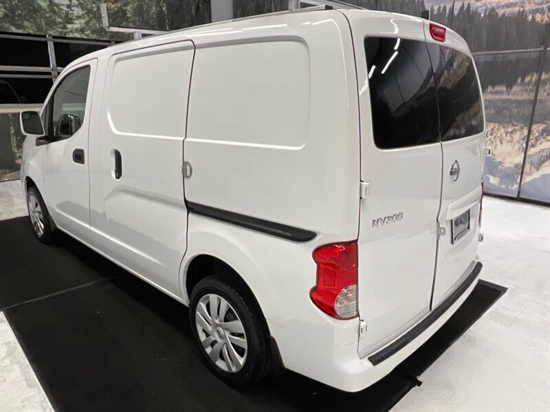 2017 Nissan NV 200 SV Cargo Van / 4Cyl / Tech Pkg / 45K MILES  /Navigation & Backup Camera - Photo 7 - Gladstone, OR 97027