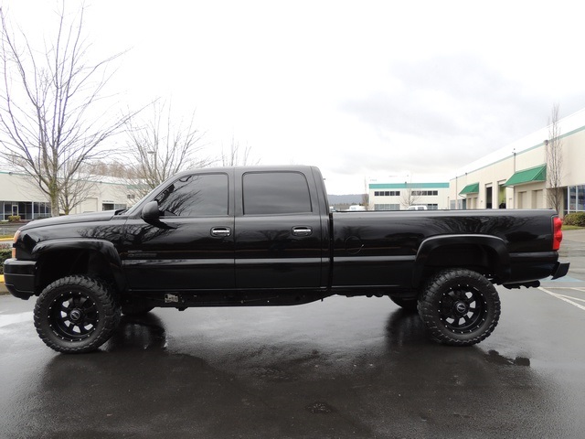 2005 Chevrolet Silverado 2500 LS / 2500HD / 4X4 / DURAMAX DIESEL LIFTED/ 77k mil   - Photo 3 - Portland, OR 97217