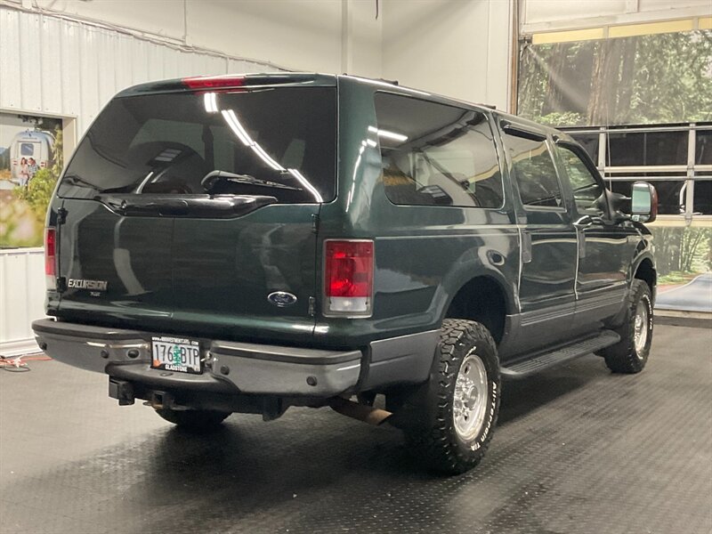 2005 Ford Excursion XLT 4X4 / 6.8L V10 /   - Photo 7 - Gladstone, OR 97027