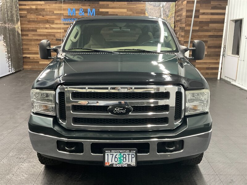 2005 Ford Excursion XLT 4X4 / 6.8L V10 /   - Photo 5 - Gladstone, OR 97027