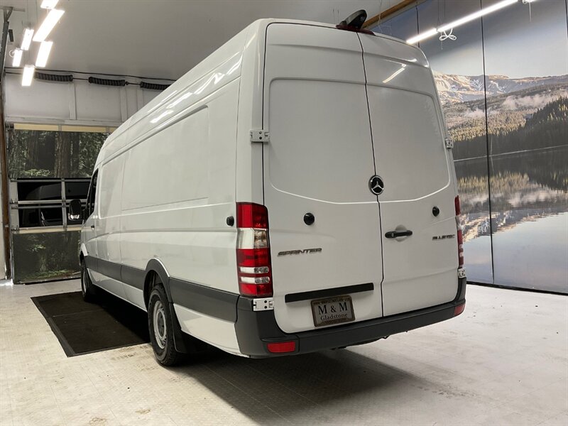 2015 Mercedes-Benz Sprinter 2500 CARGO VAN / 2.1L 4Cyl DIESEL / HIGHROOF  / 1-OWNER LOCAL VAN / Navigation & Backup Camera / 170 " WB & HIGHROOF - Photo 8 - Gladstone, OR 97027