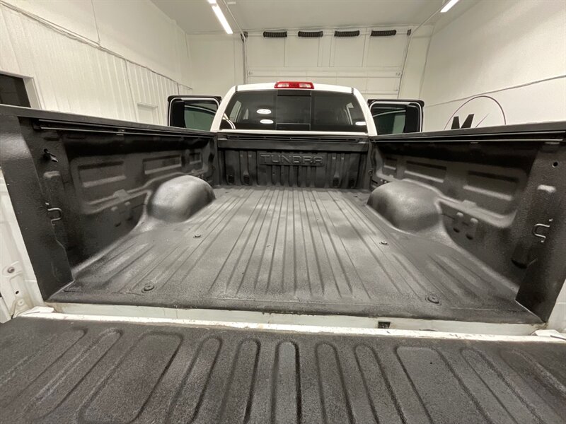 2015 Toyota Tundra Limited 4X4 / CREW CAB / LEATHER / NAV / BACKUP  / LOCAL RUST FREE - Photo 36 - Gladstone, OR 97027