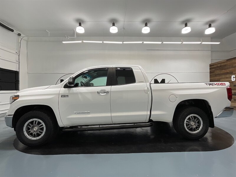 2015 Toyota Tundra Limited 4X4 / CREW CAB / LEATHER / NAV / BACKUP  / LOCAL RUST FREE - Photo 4 - Gladstone, OR 97027