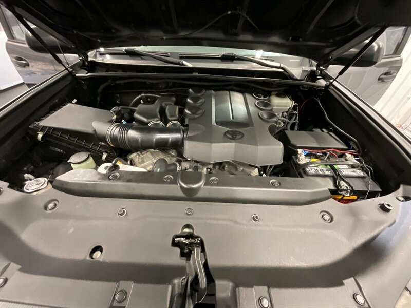 2011 Toyota 4Runner Trail Sport Utility   - Photo 35 - Gladstone, OR 97027