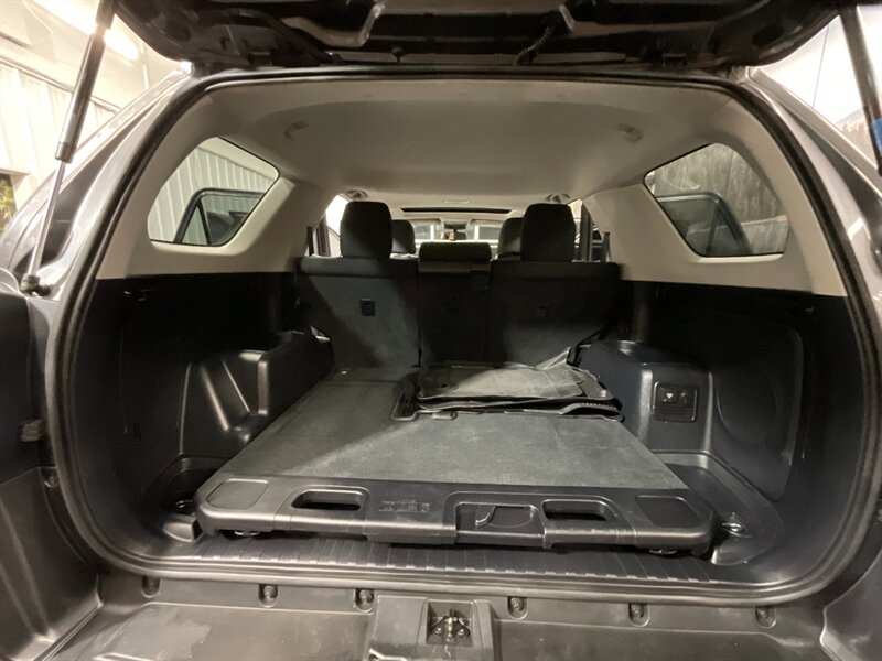2011 Toyota 4Runner Trail Sport Utility   - Photo 17 - Gladstone, OR 97027