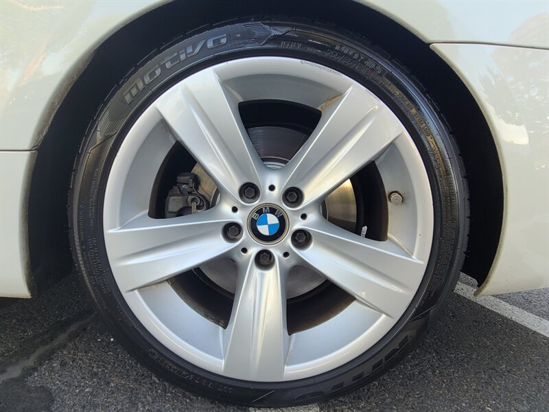 2008 BMW 335i  Premium & Sport Pkgs / Twin Turbos / Beautiful Shape - Photo 44 - Portland, OR 97217