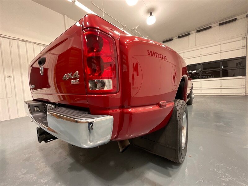 2006 Dodge Ram 3500 SLT 4X4 / 5.9L DIESEL /36K MILES / 1-OWNER / DUALLY 1-TON / Rear Airbags / Sunroof / ZERO RUST - Photo 55 - Gladstone, OR 97027